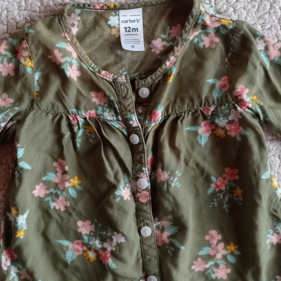 Floral top - Picture 2 of 3